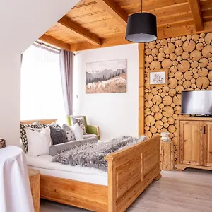 https://willa-maly-dworek.zakopanehotels.org