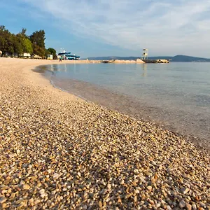 https://apartments-adriatic-selce.primorje-gorskikotar.com