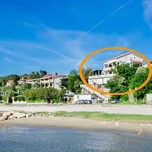 apartments-albina-lopar.primorje-gorskikotar.com/